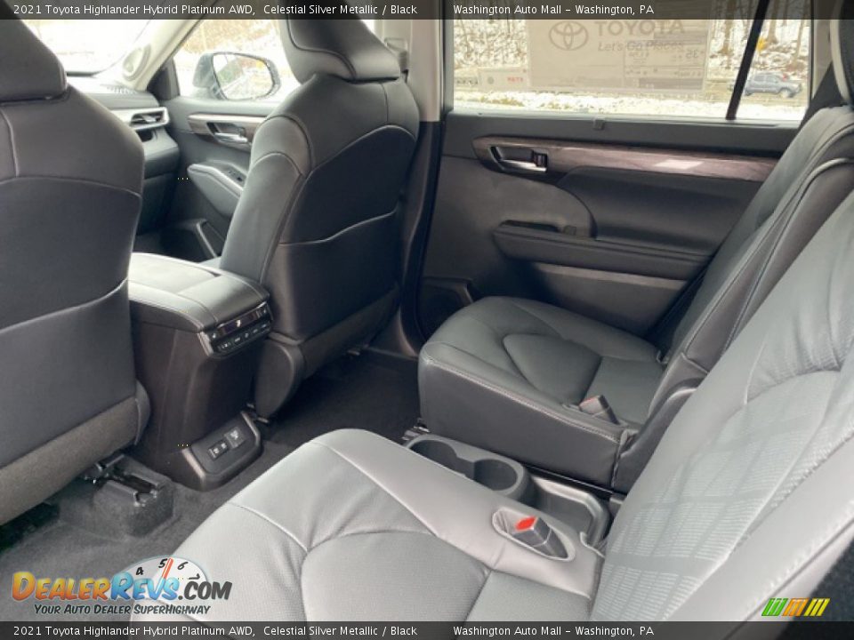 Rear Seat of 2021 Toyota Highlander Hybrid Platinum AWD Photo #31