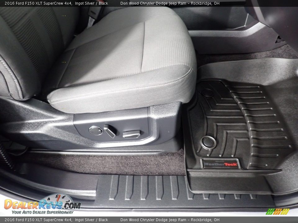 2016 Ford F150 XLT SuperCrew 4x4 Ingot Silver / Black Photo #32