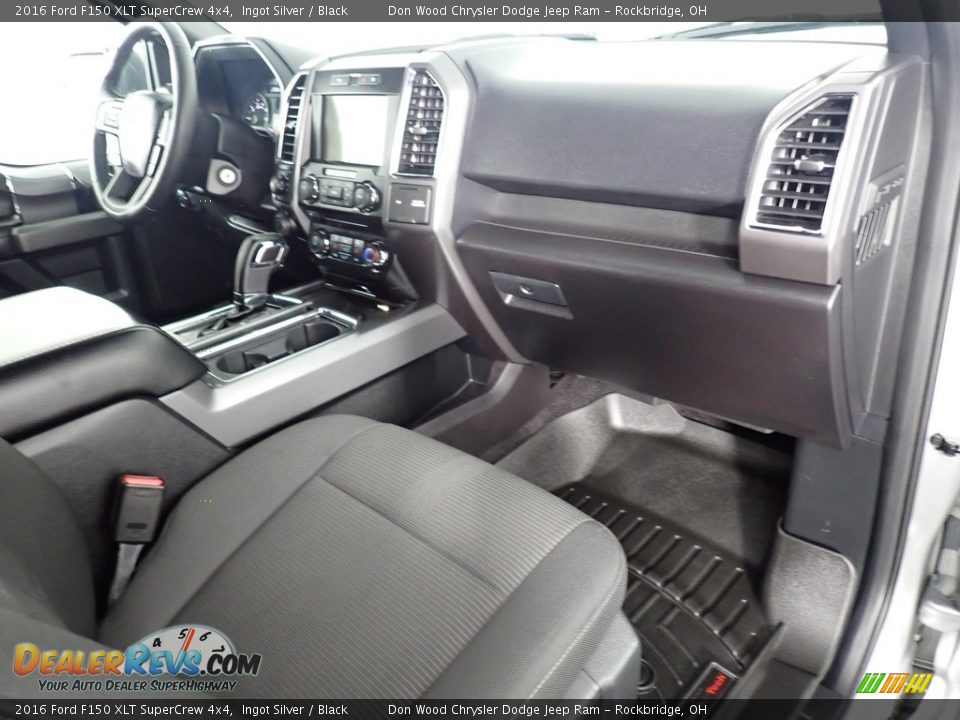 2016 Ford F150 XLT SuperCrew 4x4 Ingot Silver / Black Photo #33