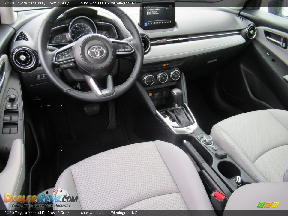 2020 Toyota Yaris XLE Frost / Gray Photo #15