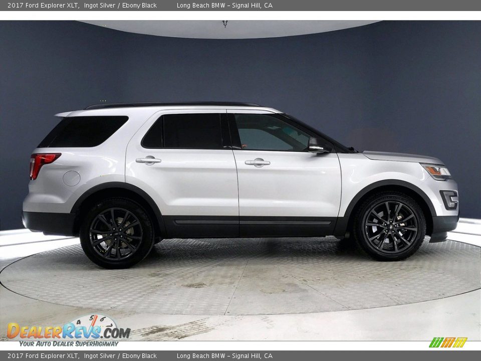 2017 Ford Explorer XLT Ingot Silver / Ebony Black Photo #14