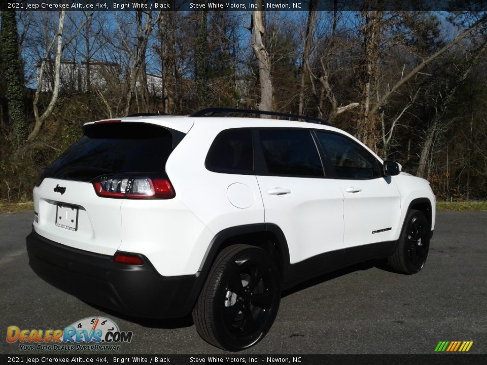 2021 Jeep Cherokee Altitude 4x4 Bright White / Black Photo #6