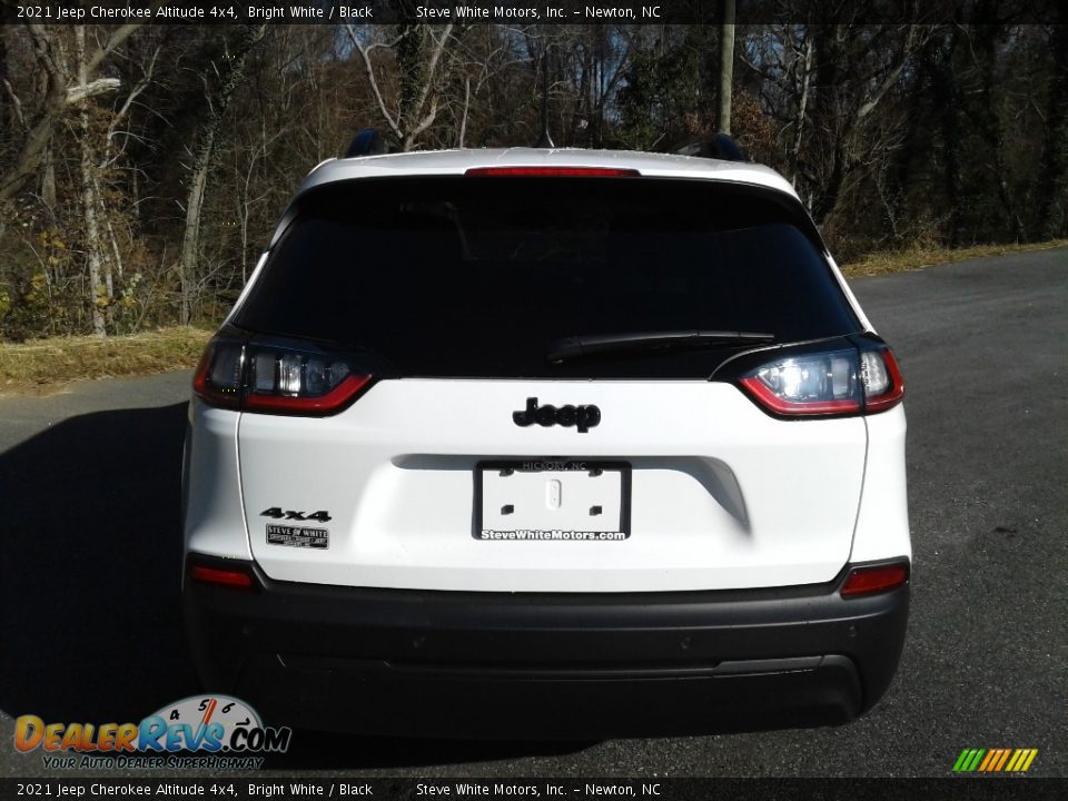 2021 Jeep Cherokee Altitude 4x4 Bright White / Black Photo #8