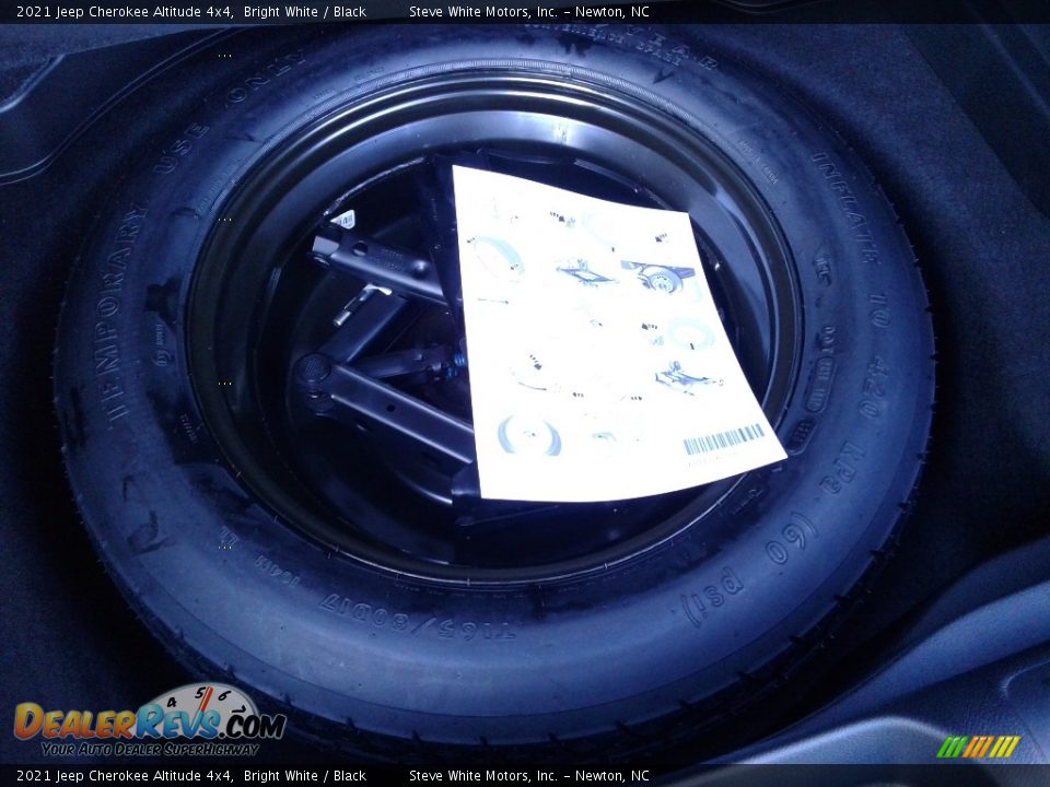 2021 Jeep Cherokee Altitude 4x4 Bright White / Black Photo #16