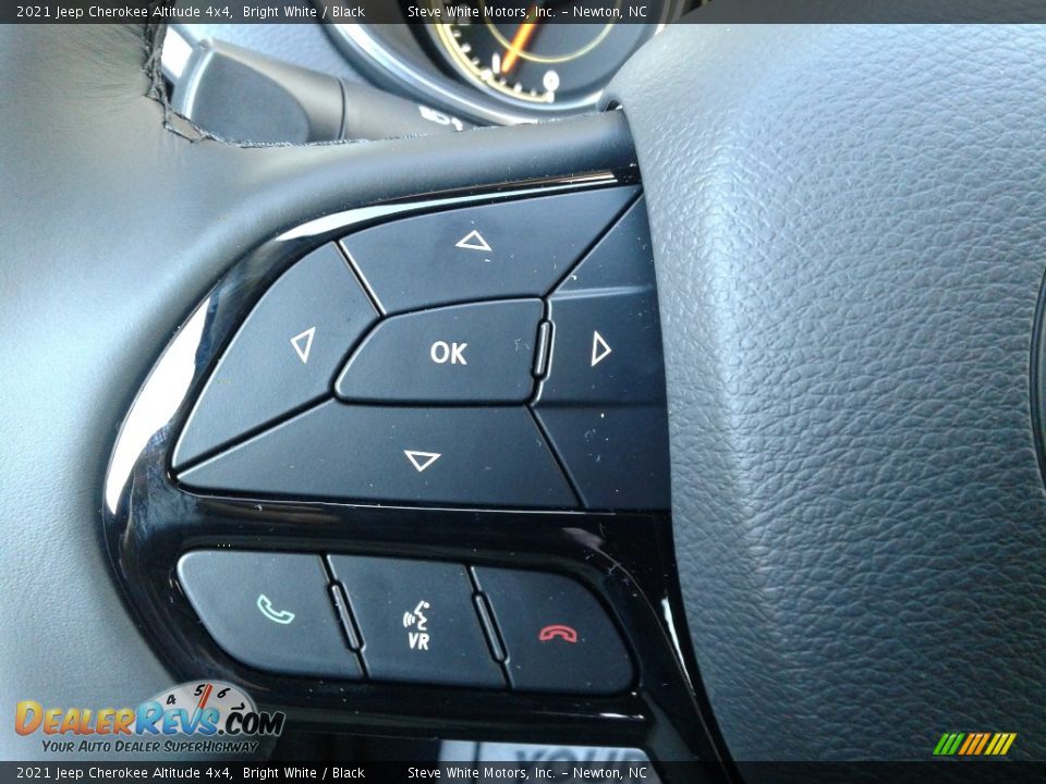 2021 Jeep Cherokee Altitude 4x4 Bright White / Black Photo #20