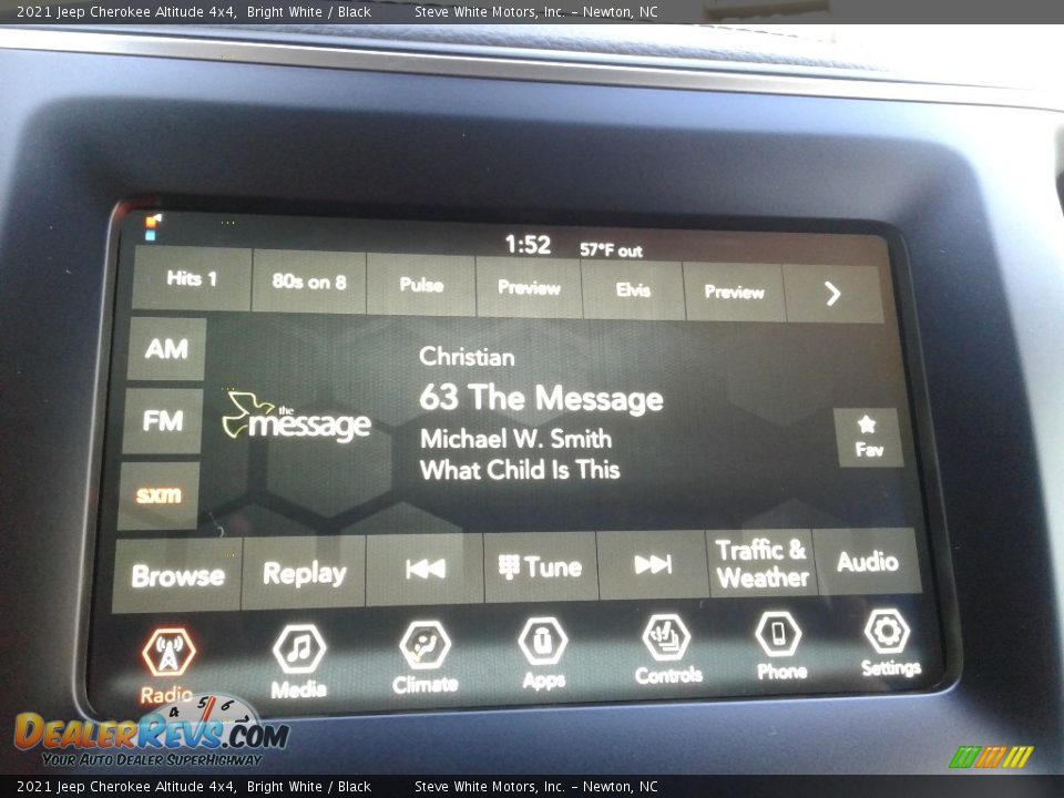 2021 Jeep Cherokee Altitude 4x4 Bright White / Black Photo #24