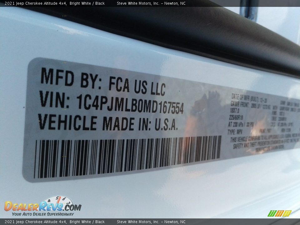 2021 Jeep Cherokee Altitude 4x4 Bright White / Black Photo #33