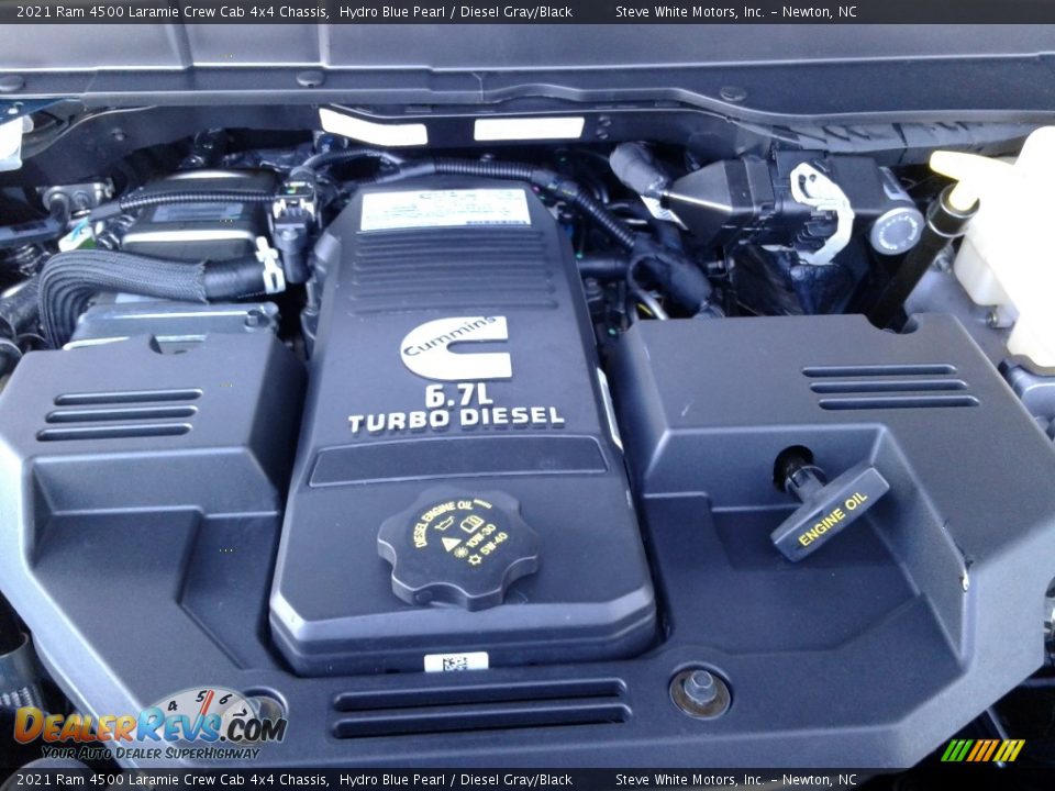 2021 Ram 4500 Laramie Crew Cab 4x4 Chassis 6.7 Liter OHV 24-Valve Cummins Turbo-Diesel Inline 6 Cylinder Engine Photo #9