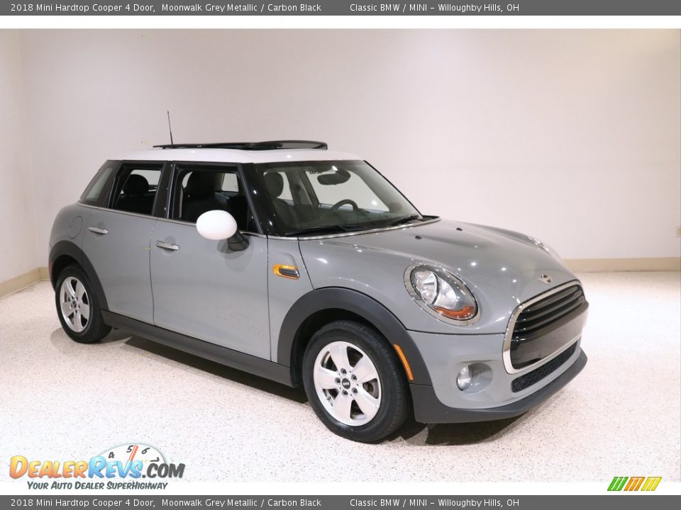 2018 Mini Hardtop Cooper 4 Door Moonwalk Grey Metallic / Carbon Black Photo #1