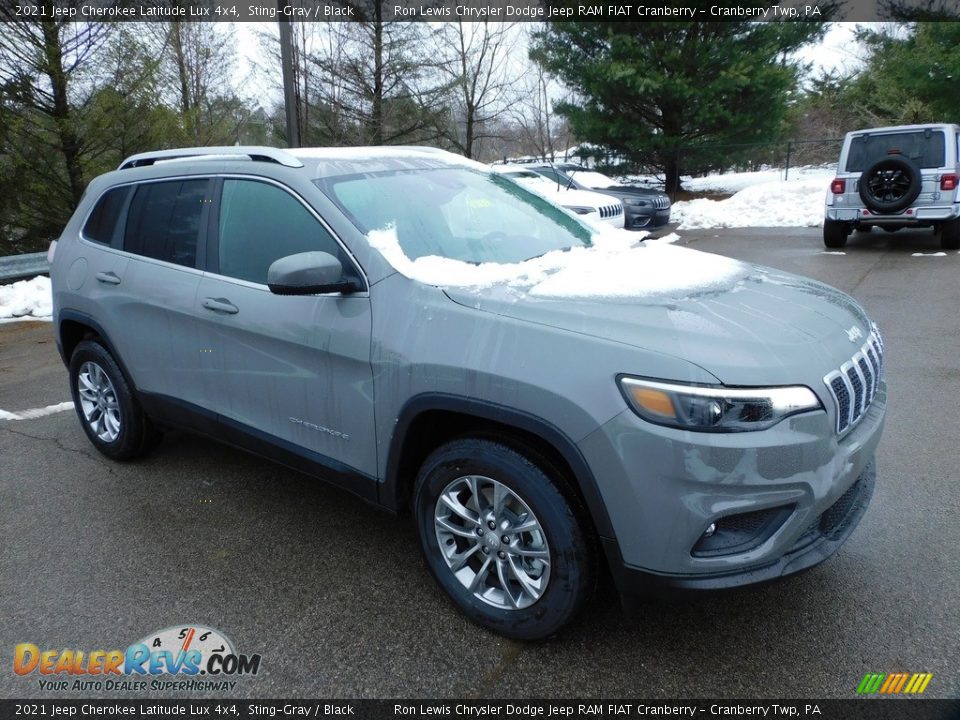 2021 Jeep Cherokee Latitude Lux 4x4 Sting-Gray / Black Photo #3