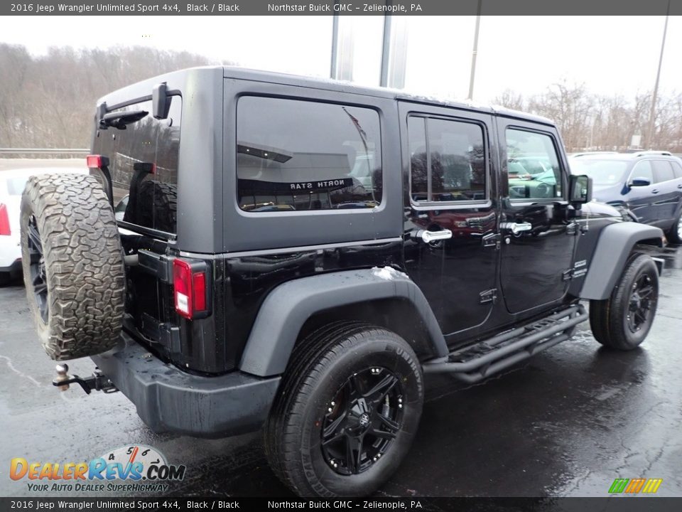 2016 Jeep Wrangler Unlimited Sport 4x4 Black / Black Photo #9