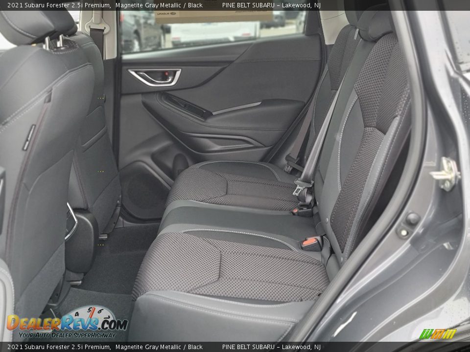 2021 Subaru Forester 2.5i Premium Magnetite Gray Metallic / Black Photo #9