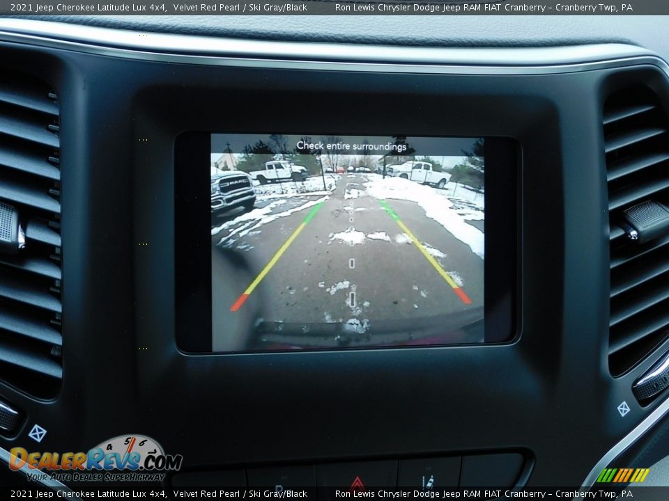 2021 Jeep Cherokee Latitude Lux 4x4 Velvet Red Pearl / Ski Gray/Black Photo #17