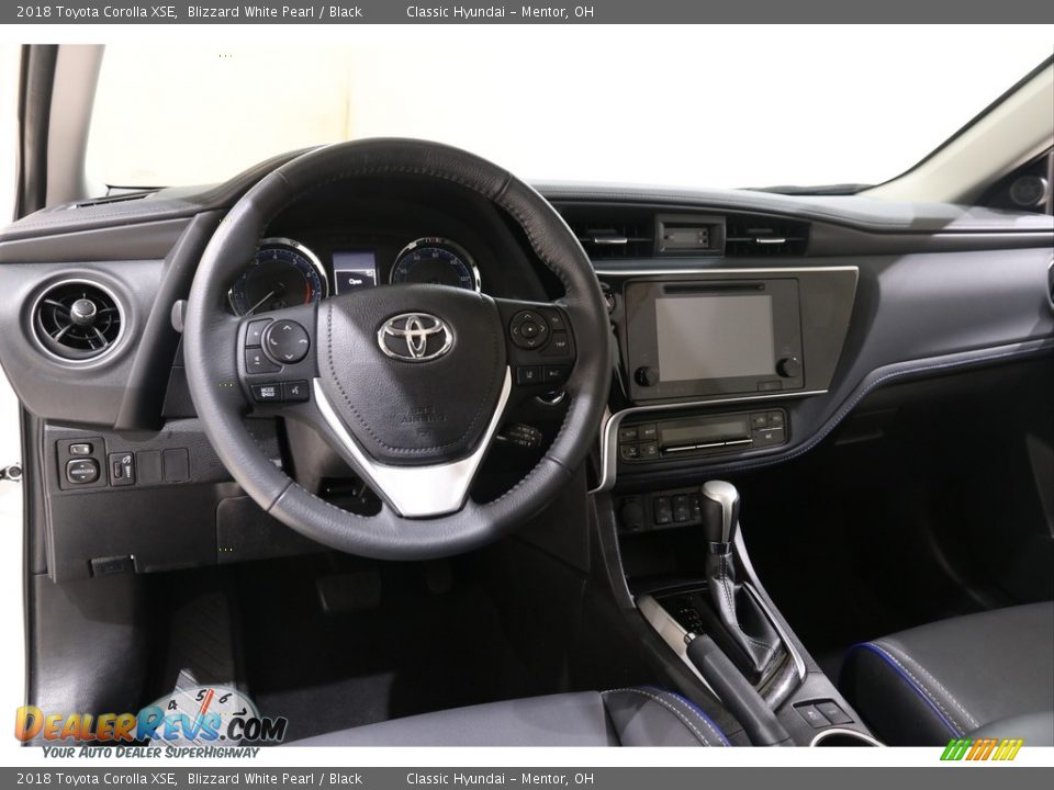 2018 Toyota Corolla XSE Blizzard White Pearl / Black Photo #6