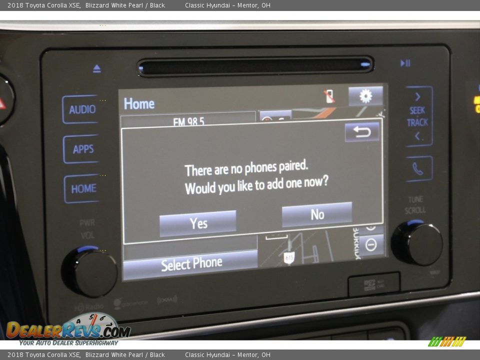 2018 Toyota Corolla XSE Blizzard White Pearl / Black Photo #13