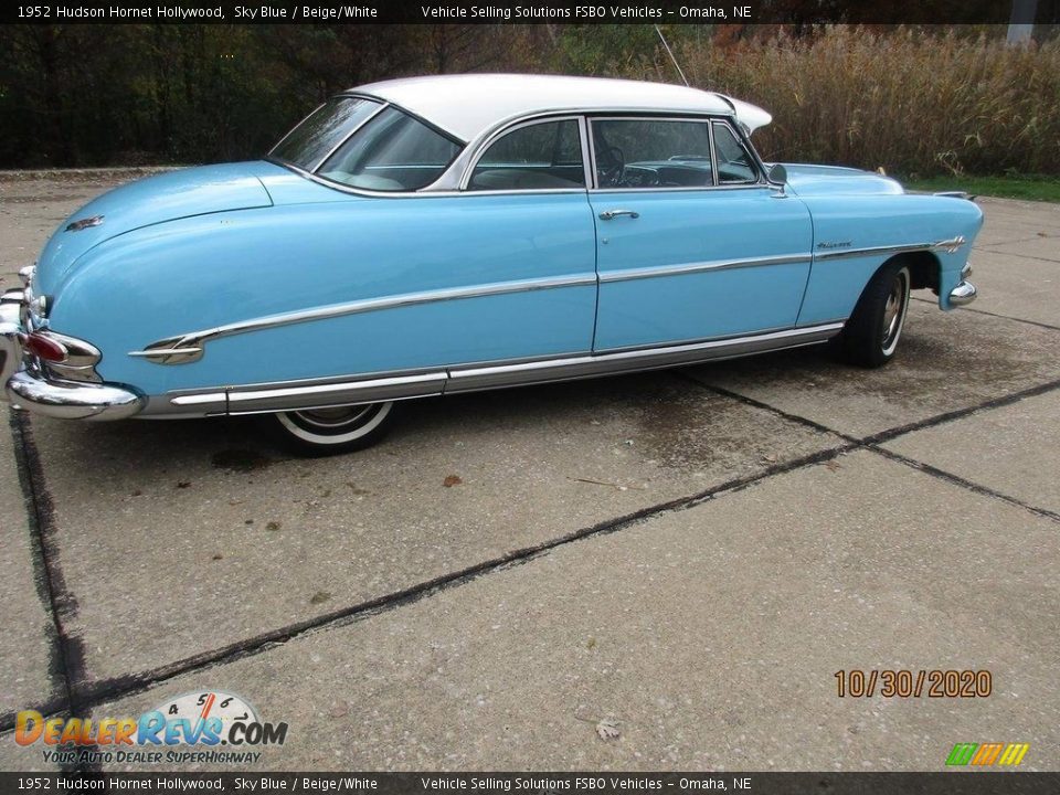 1952 Hudson Hornet Hollywood Sky Blue / Beige/White Photo #17