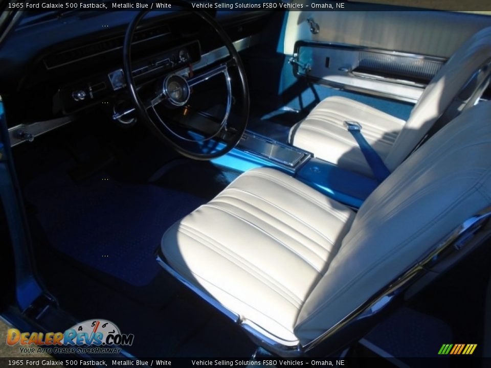 Front Seat of 1965 Ford Galaxie 500 Fastback Photo #3