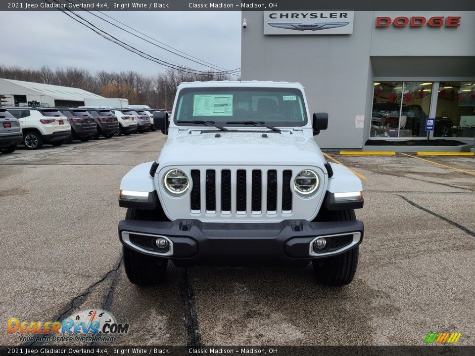 2021 Jeep Gladiator Overland 4x4 Bright White / Black Photo #7