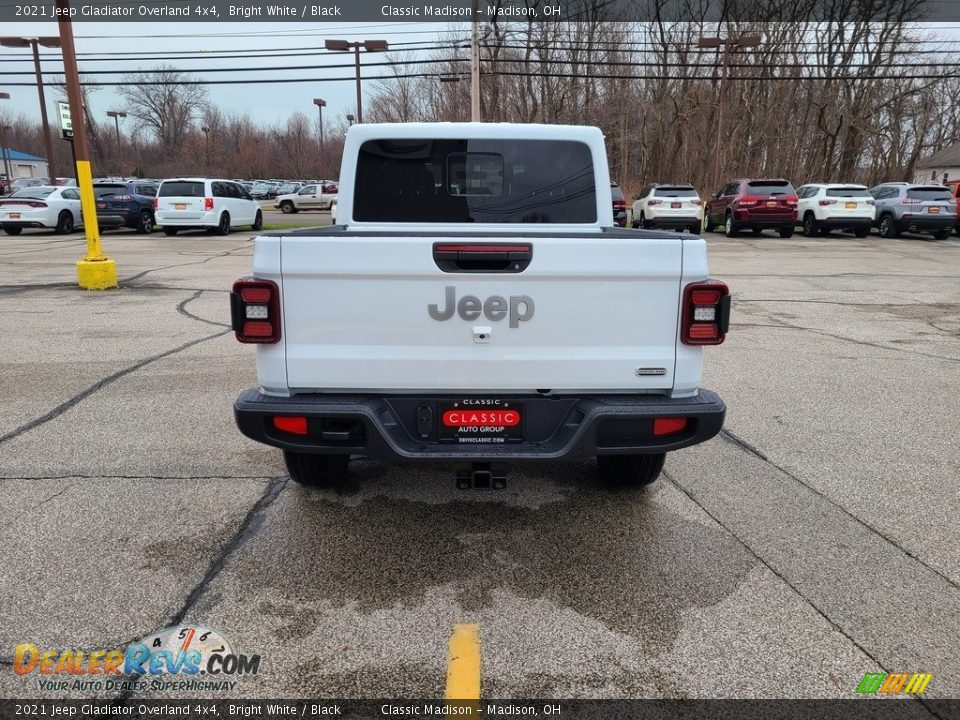 2021 Jeep Gladiator Overland 4x4 Bright White / Black Photo #10