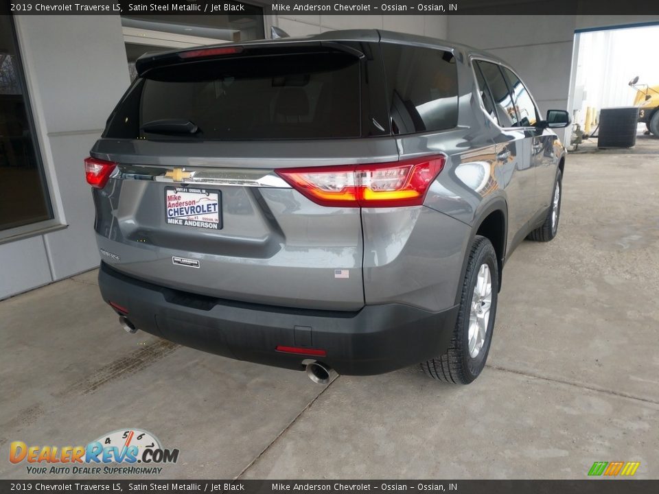 2019 Chevrolet Traverse LS Satin Steel Metallic / Jet Black Photo #4