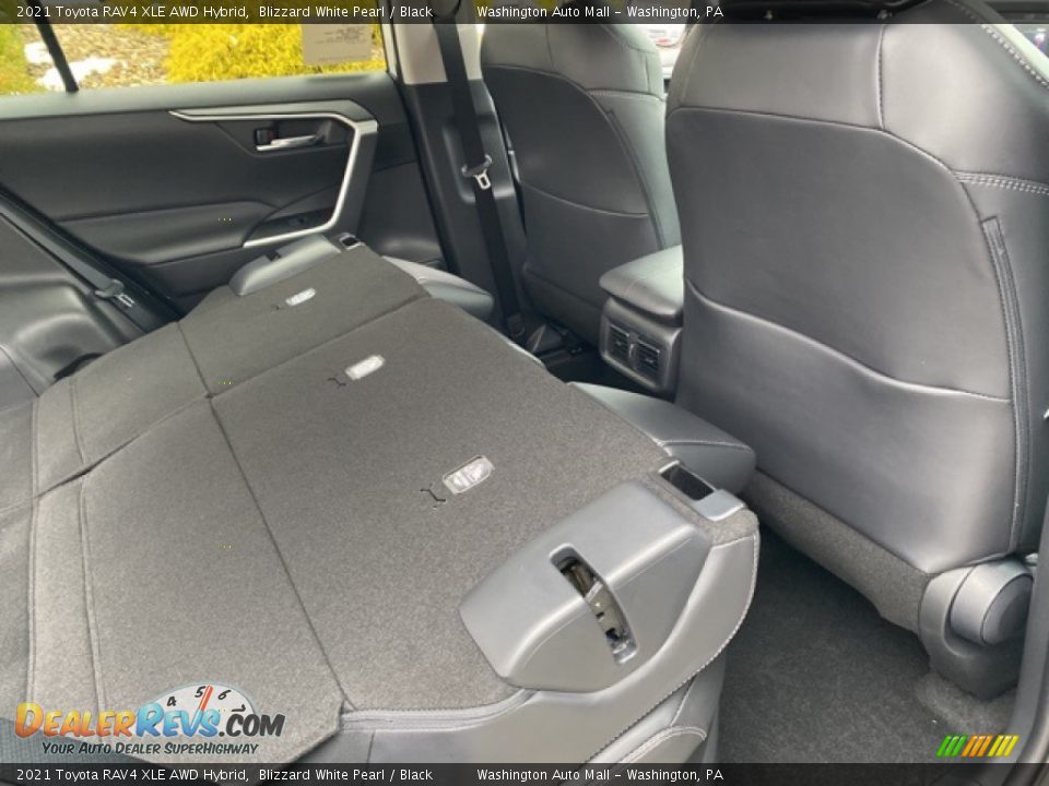 2021 Toyota RAV4 XLE AWD Hybrid Blizzard White Pearl / Black Photo #30