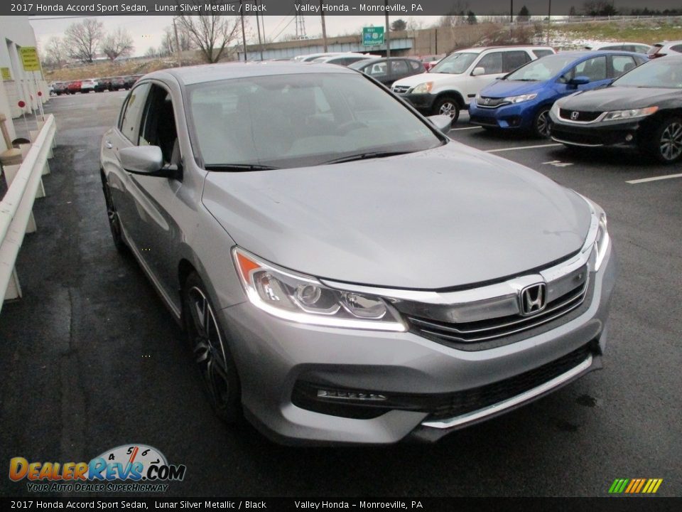 2017 Honda Accord Sport Sedan Lunar Silver Metallic / Black Photo #8