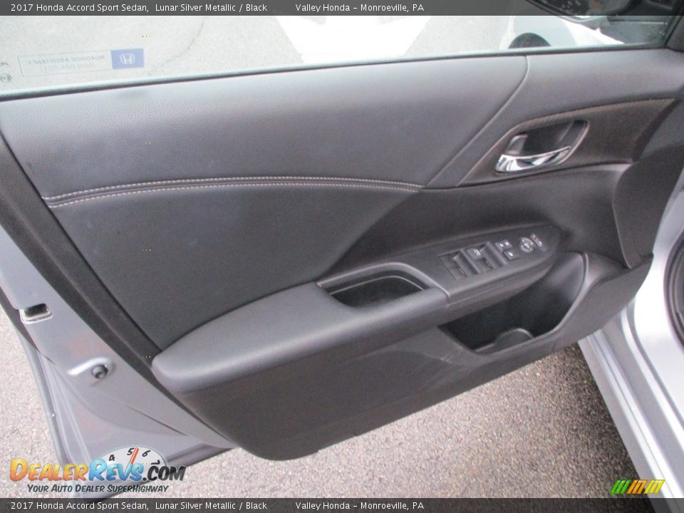 2017 Honda Accord Sport Sedan Lunar Silver Metallic / Black Photo #11