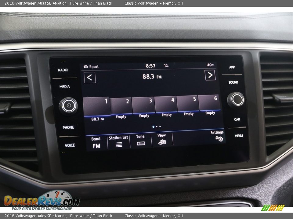 2018 Volkswagen Atlas SE 4Motion Pure White / Titan Black Photo #10