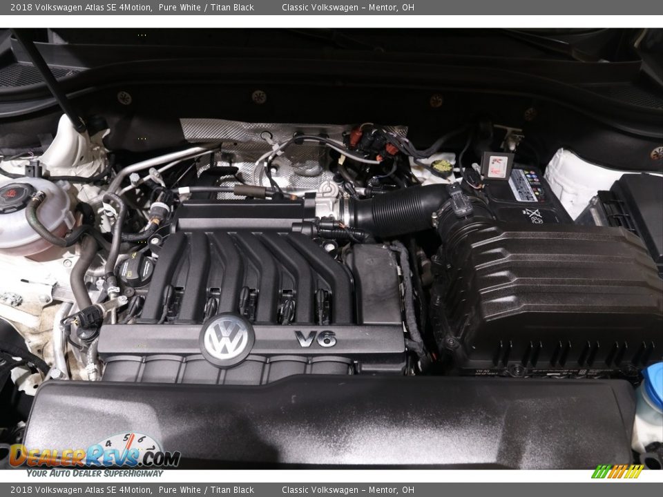 2018 Volkswagen Atlas SE 4Motion Pure White / Titan Black Photo #22