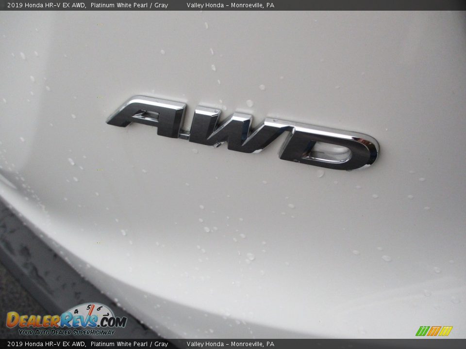 2019 Honda HR-V EX AWD Platinum White Pearl / Gray Photo #6