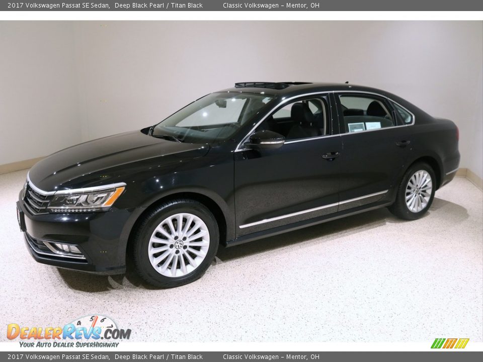 2017 Volkswagen Passat SE Sedan Deep Black Pearl / Titan Black Photo #3