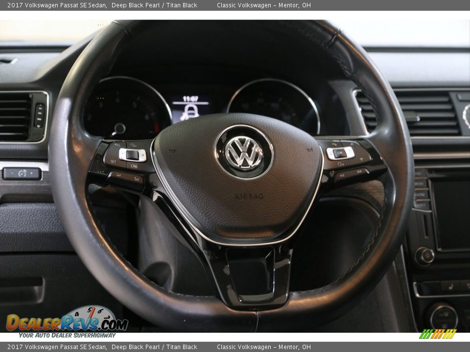2017 Volkswagen Passat SE Sedan Deep Black Pearl / Titan Black Photo #6