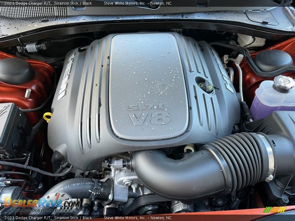 2021 Dodge Charger R/T 5.7 Liter HEMI OHV-16 Valve VVT MDS V8 Engine Photo #9