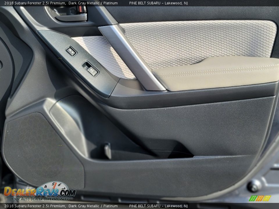 2018 Subaru Forester 2.5i Premium Dark Gray Metallic / Platinum Photo #22