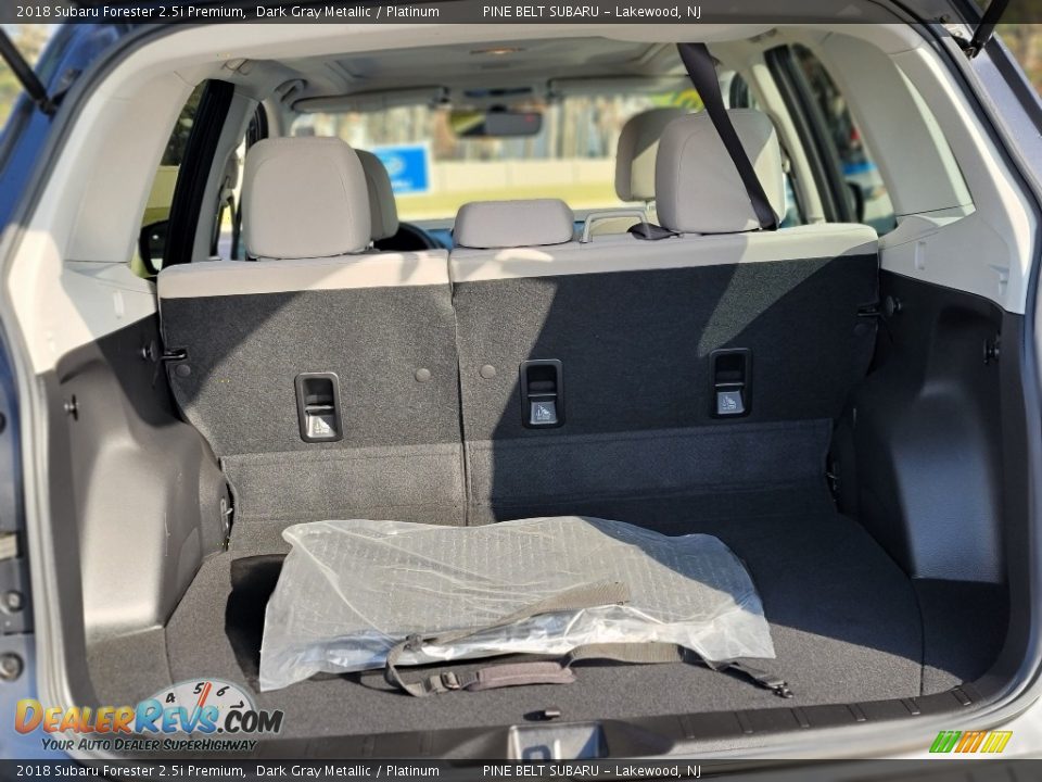 2018 Subaru Forester 2.5i Premium Dark Gray Metallic / Platinum Photo #29