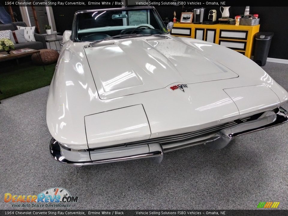 1964 Chevrolet Corvette Sting Ray Convertible Ermine White / Black Photo #2