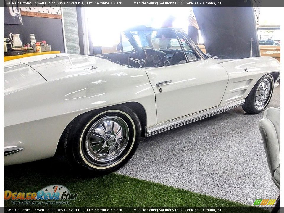 1964 Chevrolet Corvette Sting Ray Convertible Ermine White / Black Photo #3