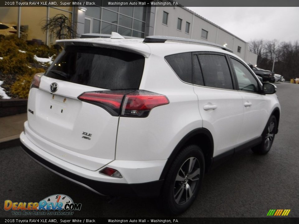 2018 Toyota RAV4 XLE AWD Super White / Black Photo #15