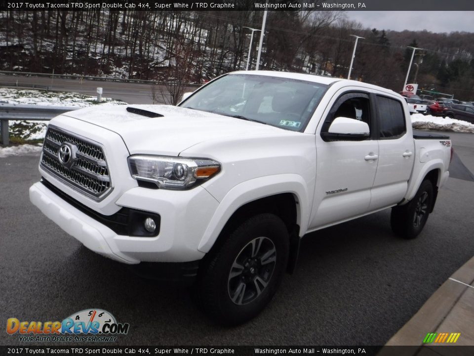 2017 Toyota Tacoma TRD Sport Double Cab 4x4 Super White / TRD Graphite Photo #12