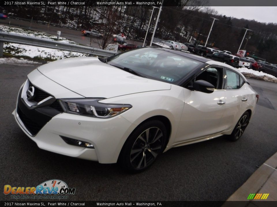 2017 Nissan Maxima SL Pearl White / Charcoal Photo #11