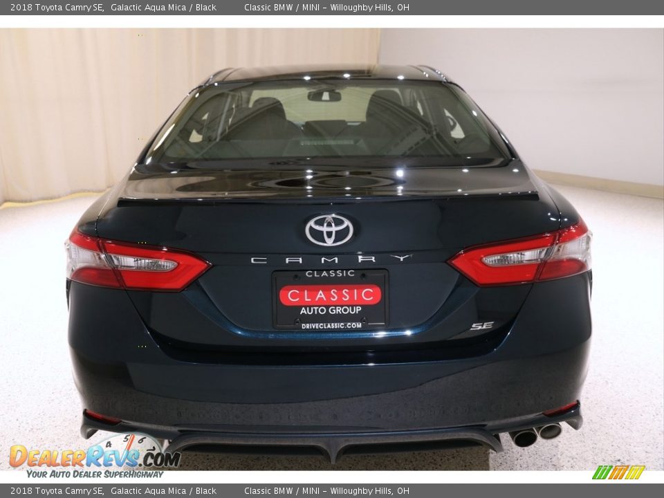 2018 Toyota Camry SE Galactic Aqua Mica / Black Photo #21