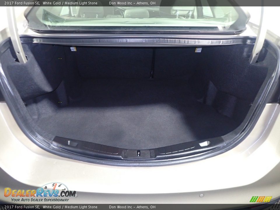 2017 Ford Fusion SE White Gold / Medium Light Stone Photo #16
