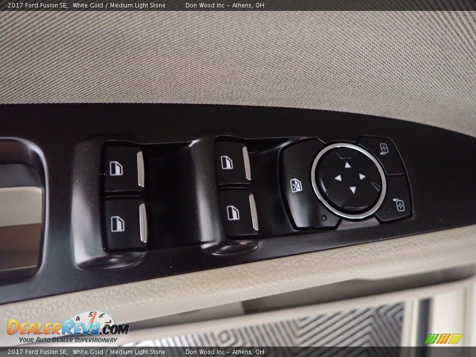 2017 Ford Fusion SE White Gold / Medium Light Stone Photo #22