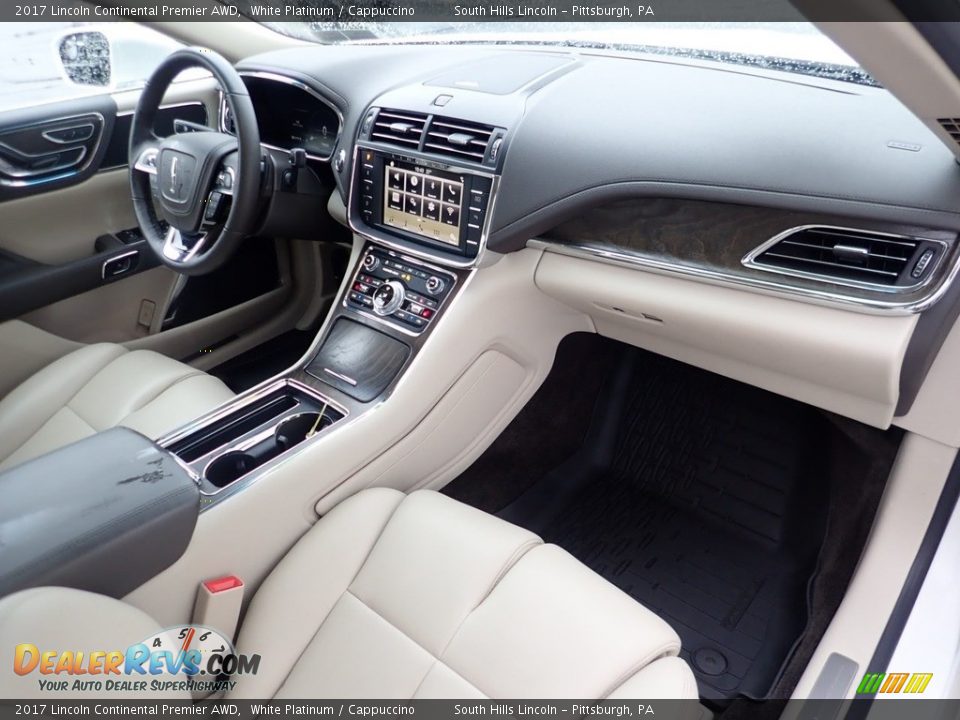 Dashboard of 2017 Lincoln Continental Premier AWD Photo #12