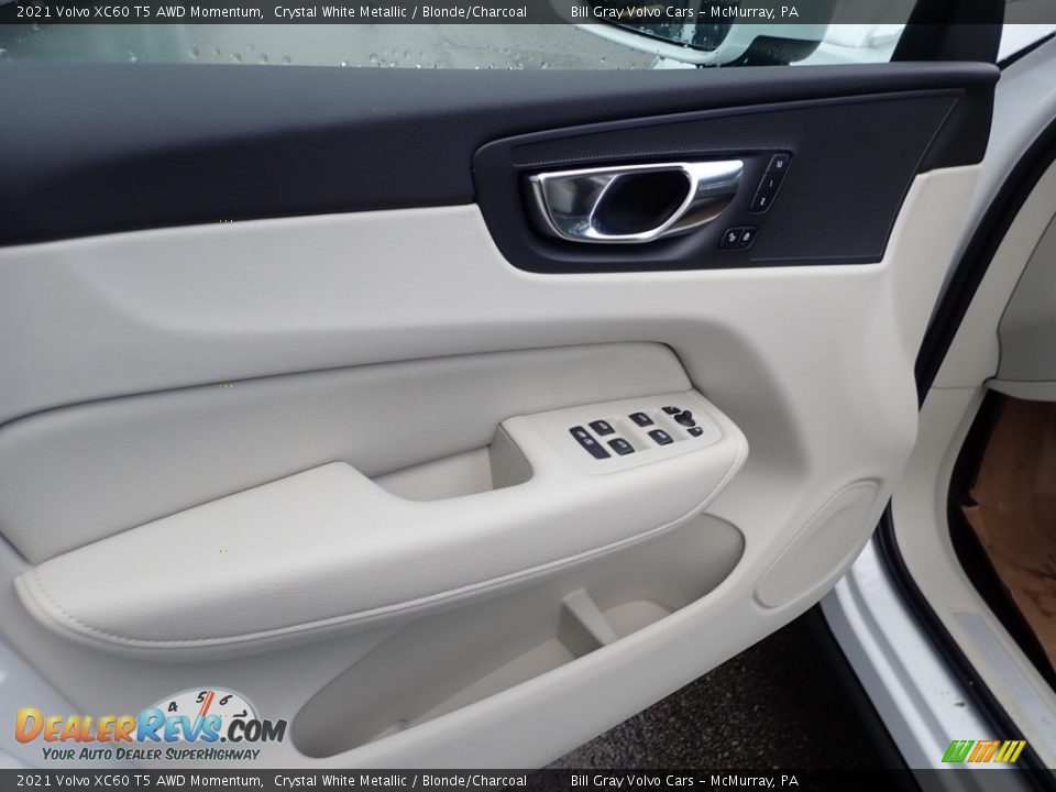 2021 Volvo XC60 T5 AWD Momentum Crystal White Metallic / Blonde/Charcoal Photo #10