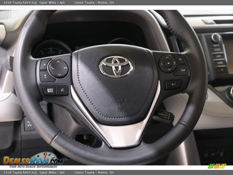 2018 Toyota RAV4 XLE Super White / Ash Photo #7