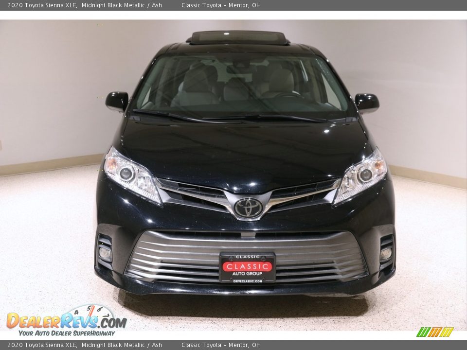 2020 Toyota Sienna XLE Midnight Black Metallic / Ash Photo #2