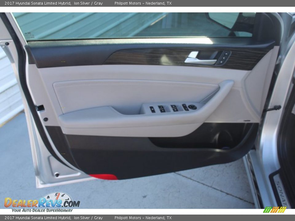Door Panel of 2017 Hyundai Sonata Limited Hybrid Photo #11
