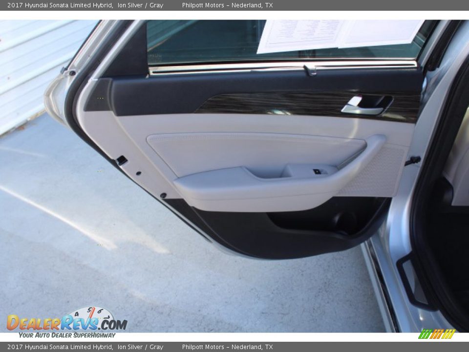 Door Panel of 2017 Hyundai Sonata Limited Hybrid Photo #21