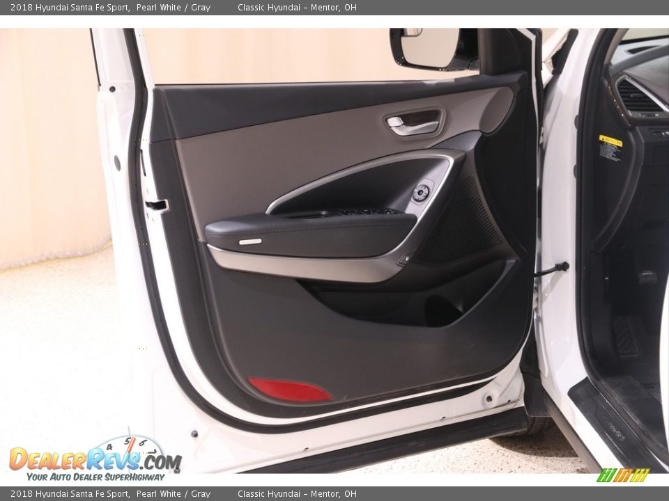 Door Panel of 2018 Hyundai Santa Fe Sport  Photo #4